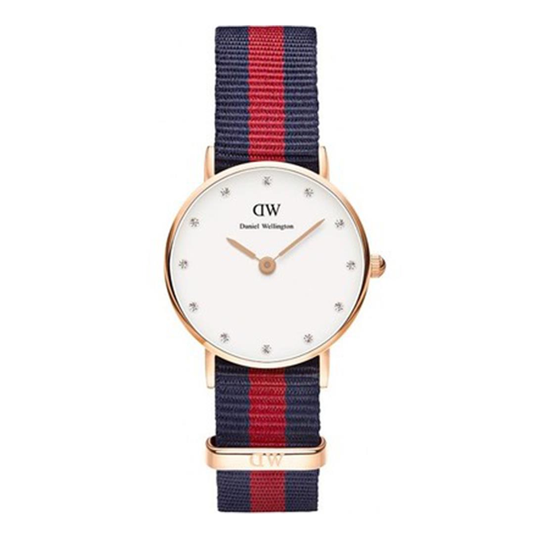 Woman's watch with 26 mm case - DANIEL WELLINGTON