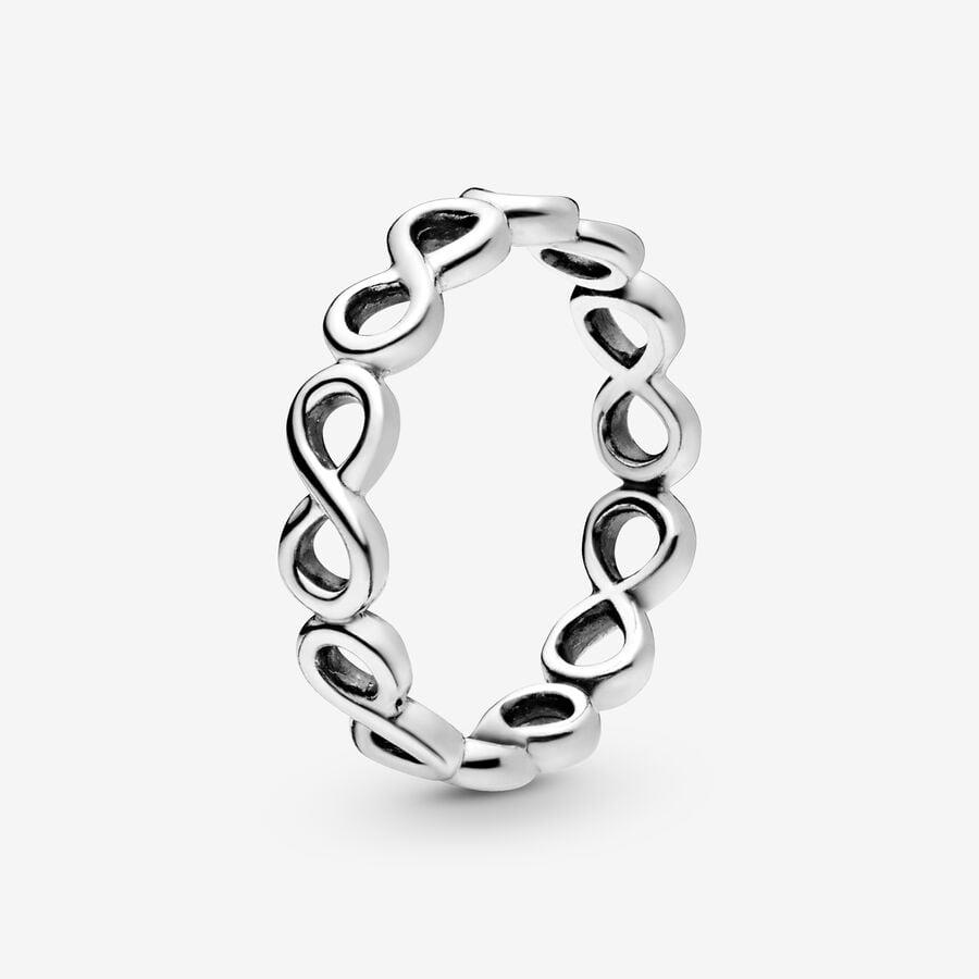 Anello Infinito in argento a fascia PANDORA Luxury Zone