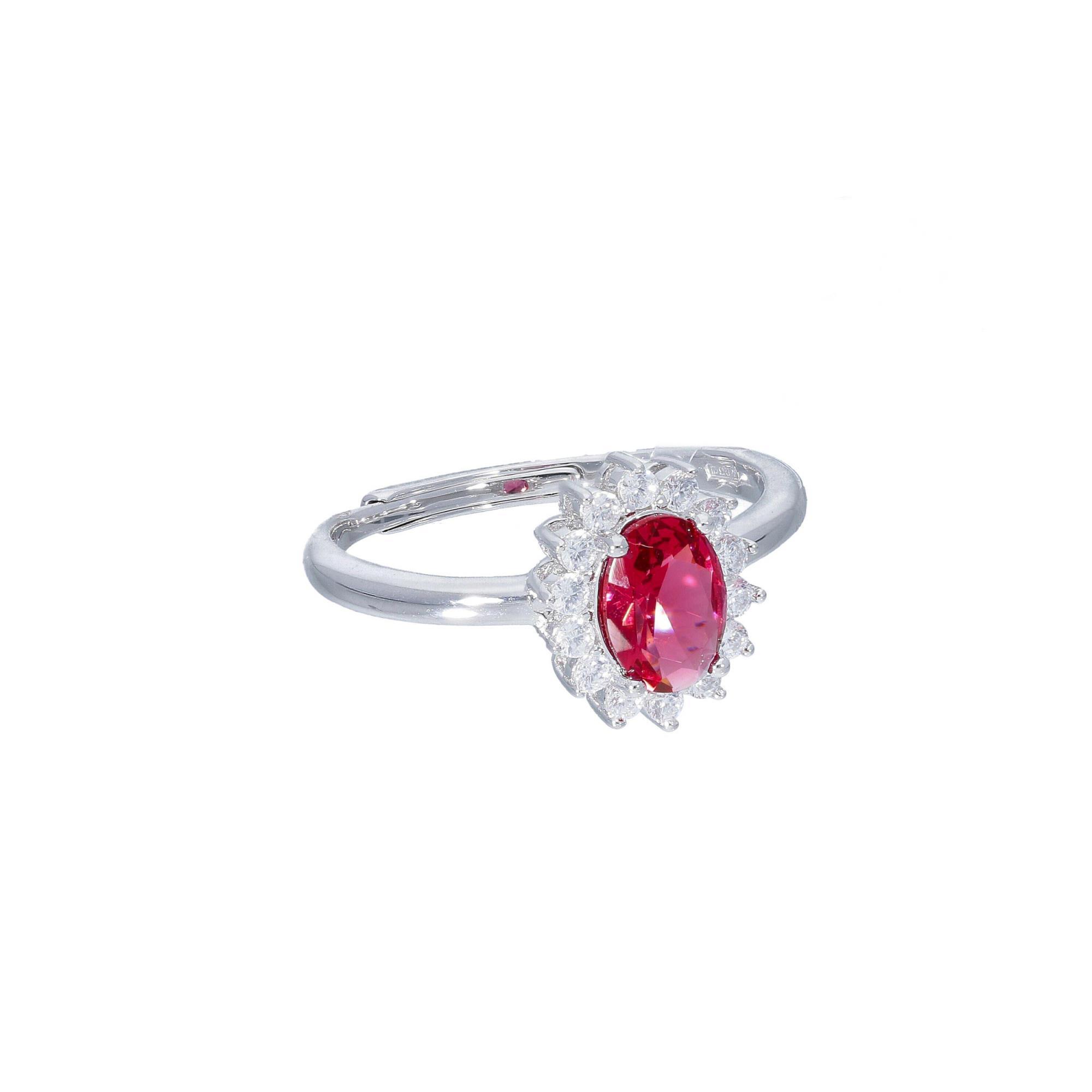 Anillo de plata con piedra roja y circonitas. - ORO&CO 925