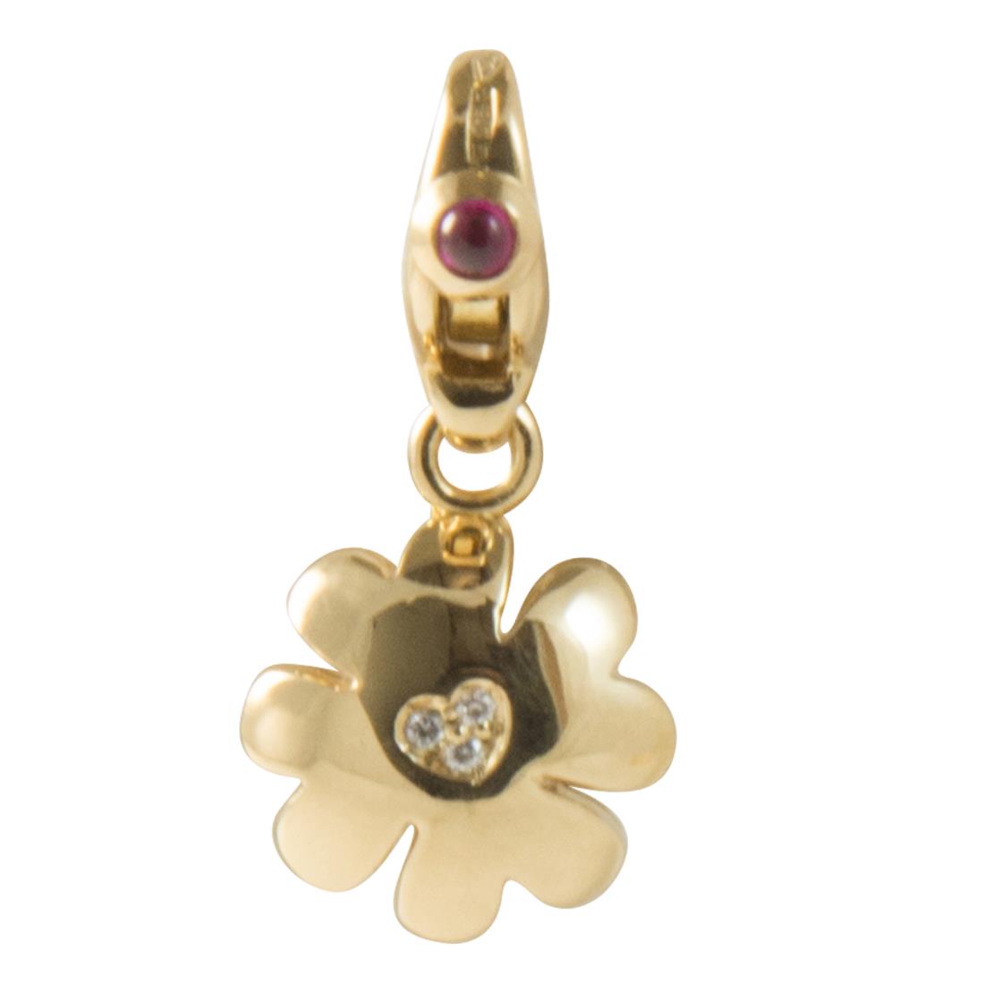 Ciondolo quadrifoglio charm in oro giallo con diamanti ct 0.02 e rubini ct 0.06 - PASQUALE BRUNI