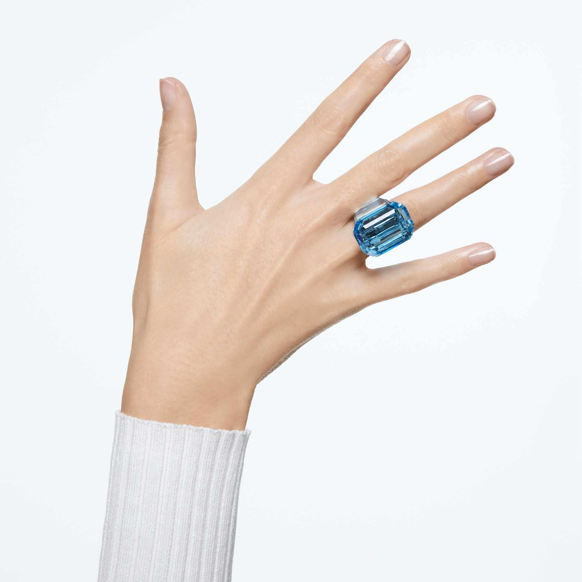 Cocktail ring with blue crystals - SWAROVSKI