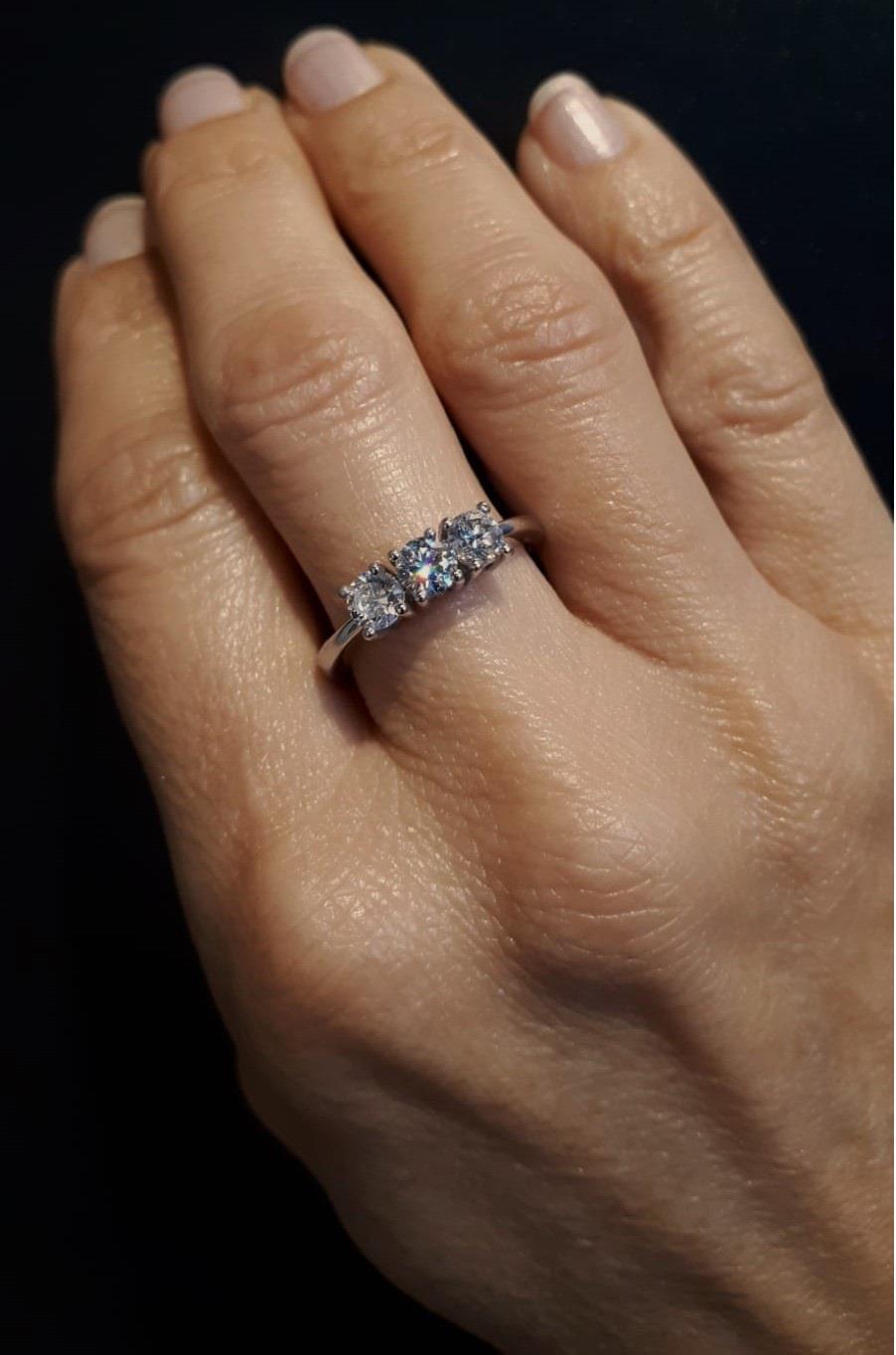 Anello trilogy in oro bianco con diamanti  - ALFIERI & ST. JOHN