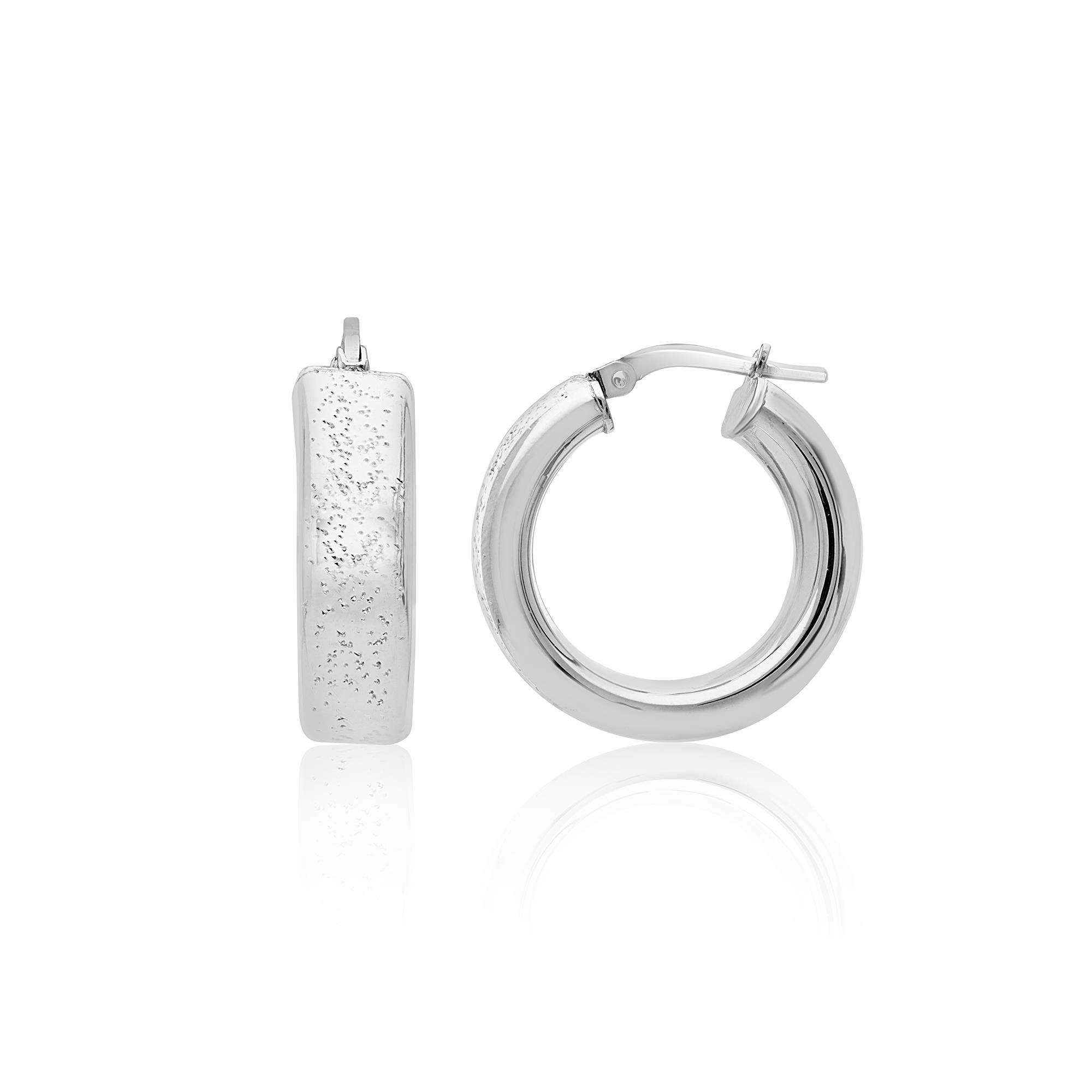 Pendientes de aro Bianca en plata con textura punteada - LUXURY MILANO