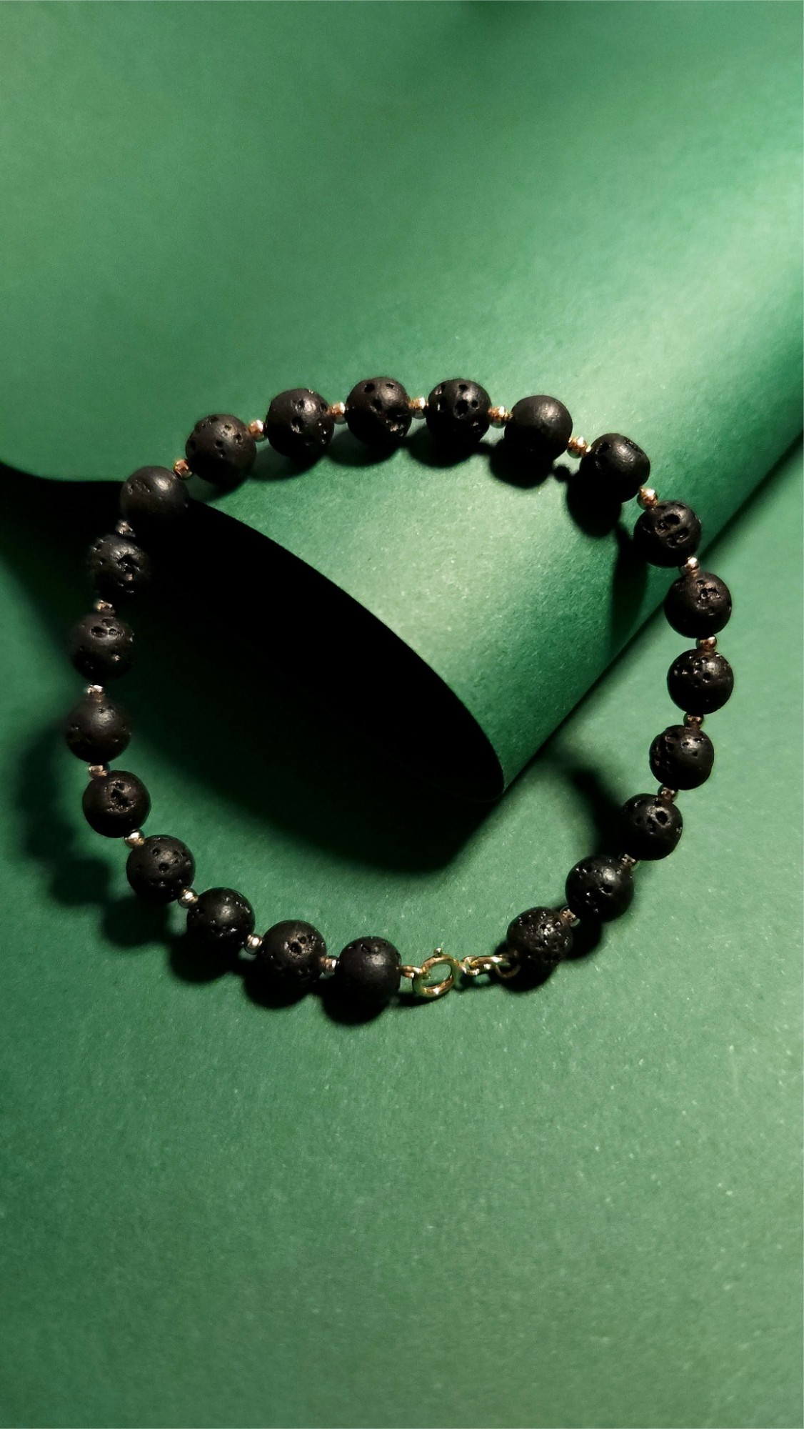 Bracciale Tempesta con sfere di pietra lavica - MAGMA LUXURY