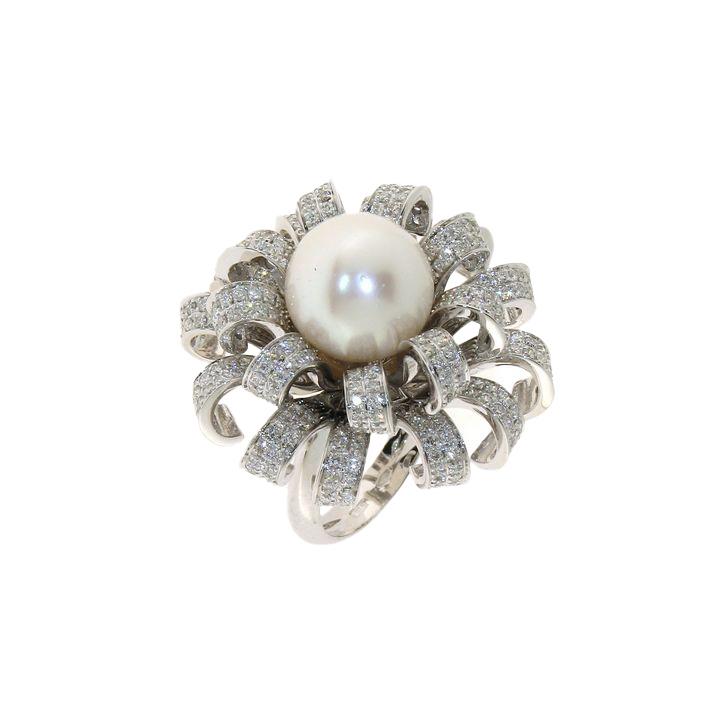 White gold ring with pearl and diamonds - GOLD ART
