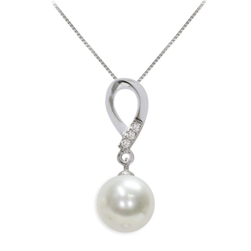 Gold necklace with full pearlescent pearl and diamonds - MAYUMI