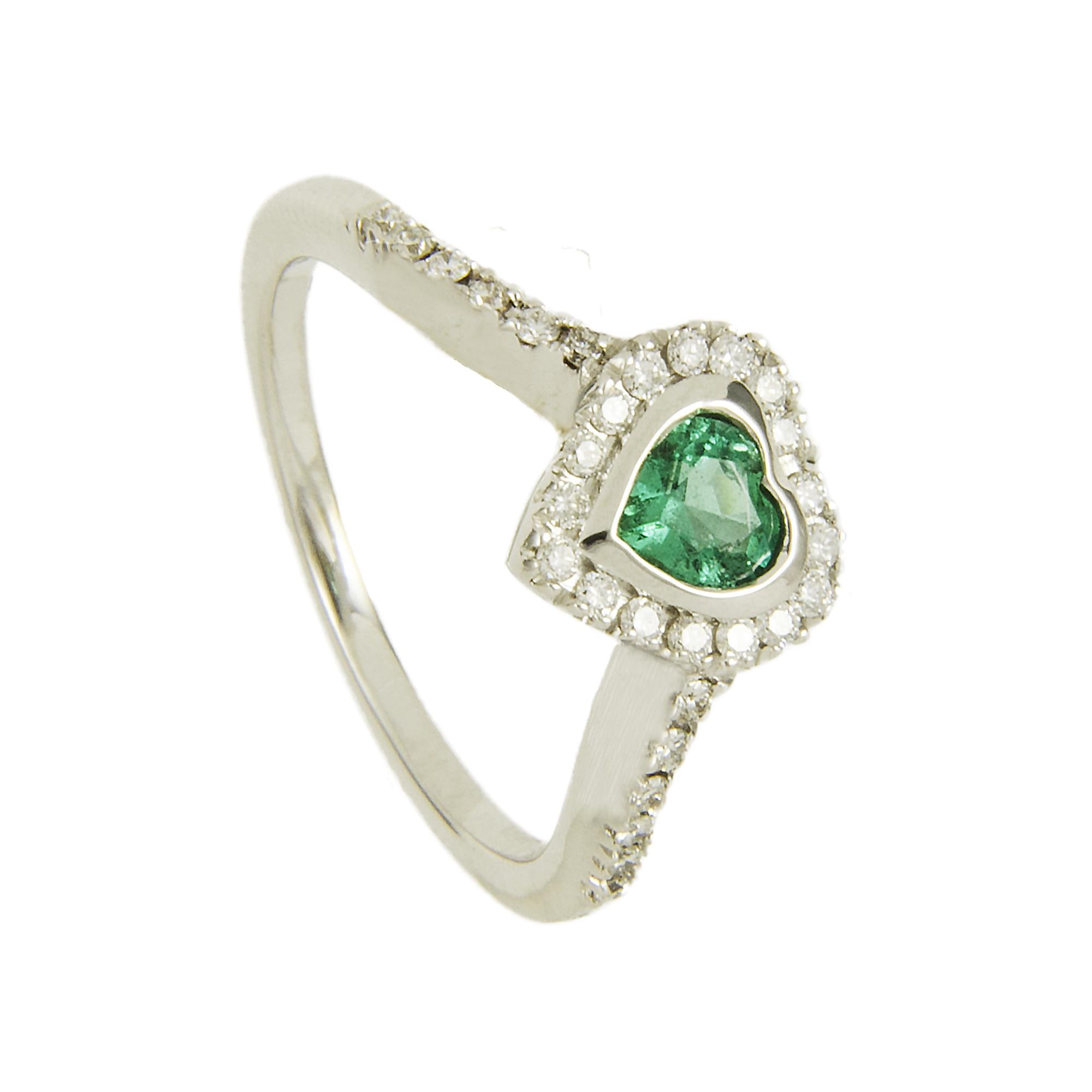 ANELLO IN ORO BIANCO CON DIAMANTI CT 0,23 E SMERALDI CT 0,29 MIS 14 - ALFIERI & ST. JOHN